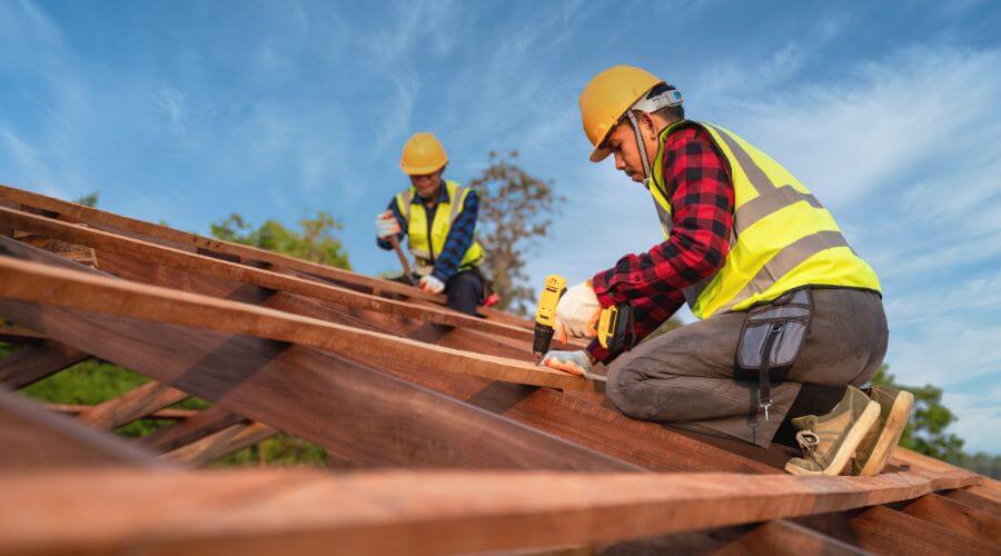 Professional residential roofers in Elwood, NE